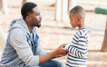 طُرُق تعزيز ثقة المراهق بنفسه